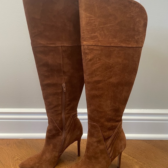 GUESS SUEDE OVER THE KNEE BOOTS